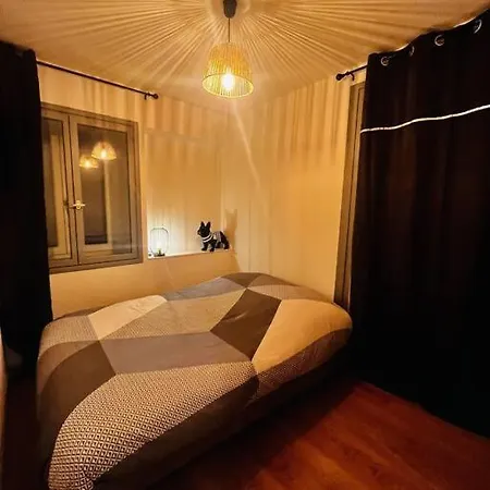 Confortable Avec Vue Sur Le Lac A La Frontiere Suisse דירה