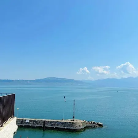 דירה Confortable Avec Vue Sur Le Lac A La Frontiere Suisse *